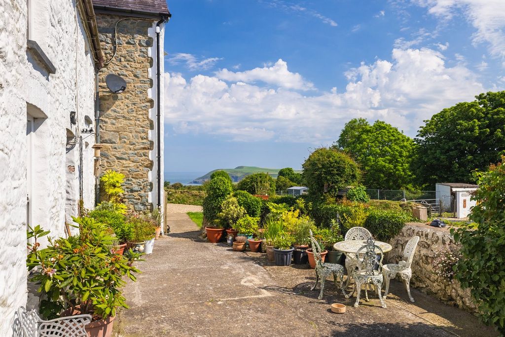 Additional image 10 of 4 bed farmhouse for saleLlanychaer SA65