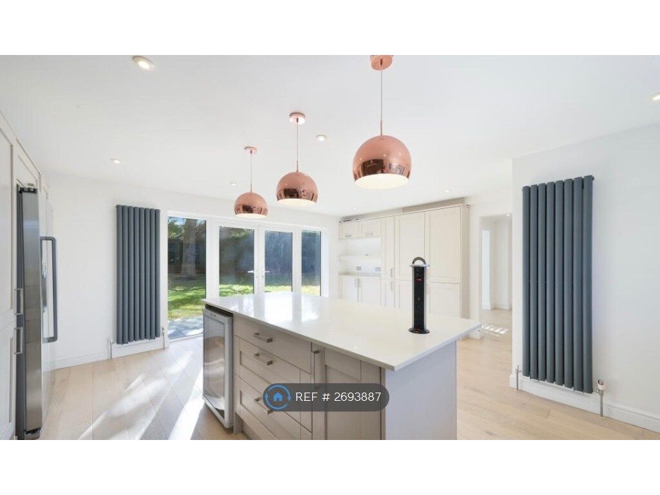 Property photo 1 of 15 Kitchen