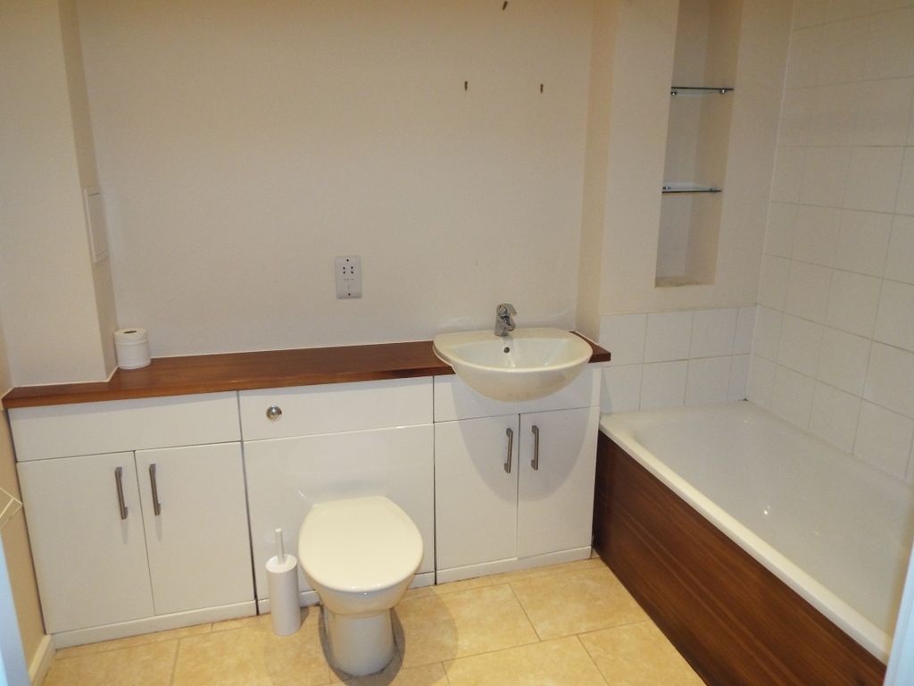 Property photo 3 of 4
