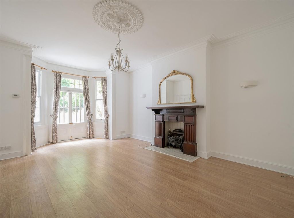 Property photo 2 of 18 19744071 (14).Jpg
