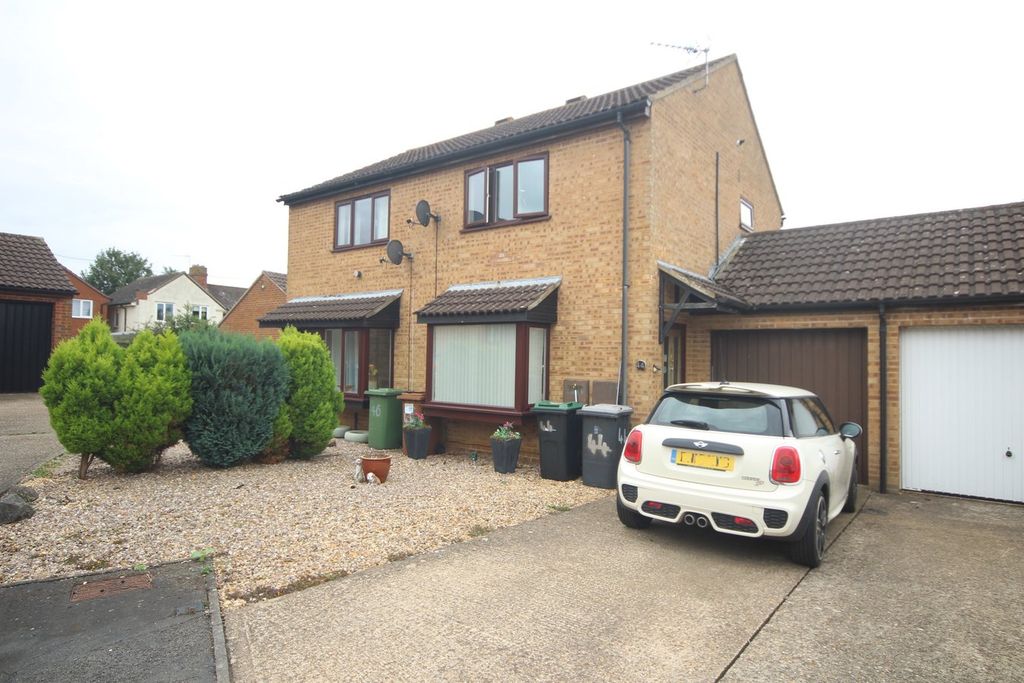 Property photo 1 of 11