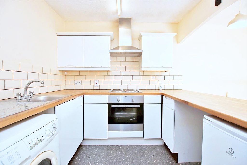 Property photo 3 of 7 Axrdp_3B0Kw97Ycmv_Ip1A.Jpg