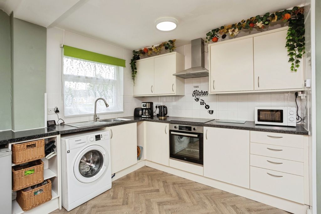 Property photo 2 of 15 Pbox-Img.Jpg