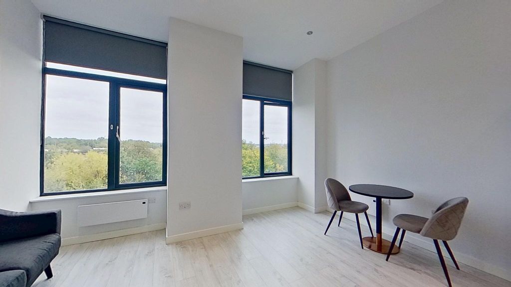 Property photo 1 of 15 Living Room