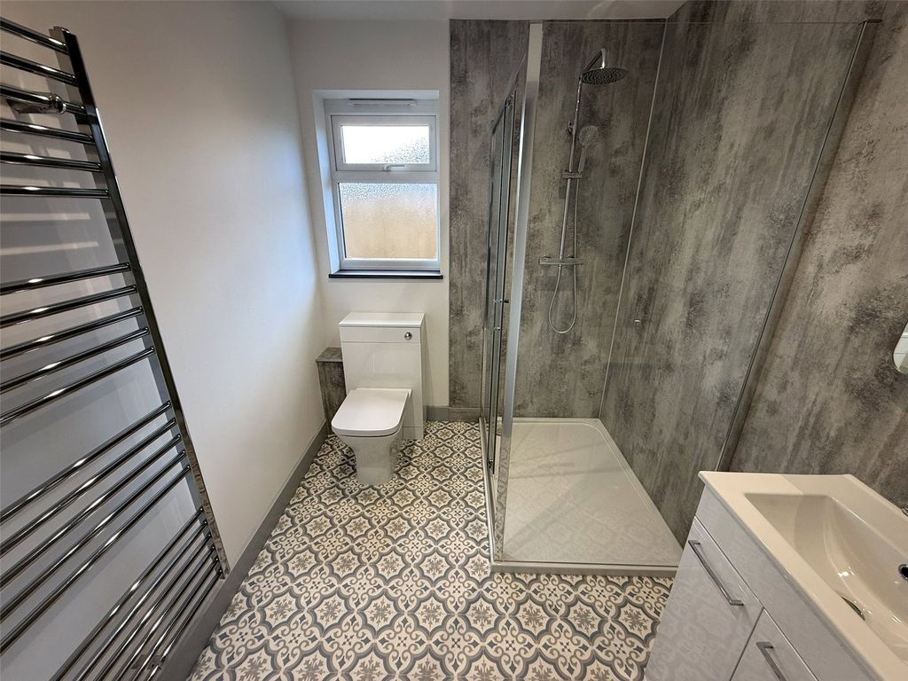 Property photo 2 of 18 Picture No. 03