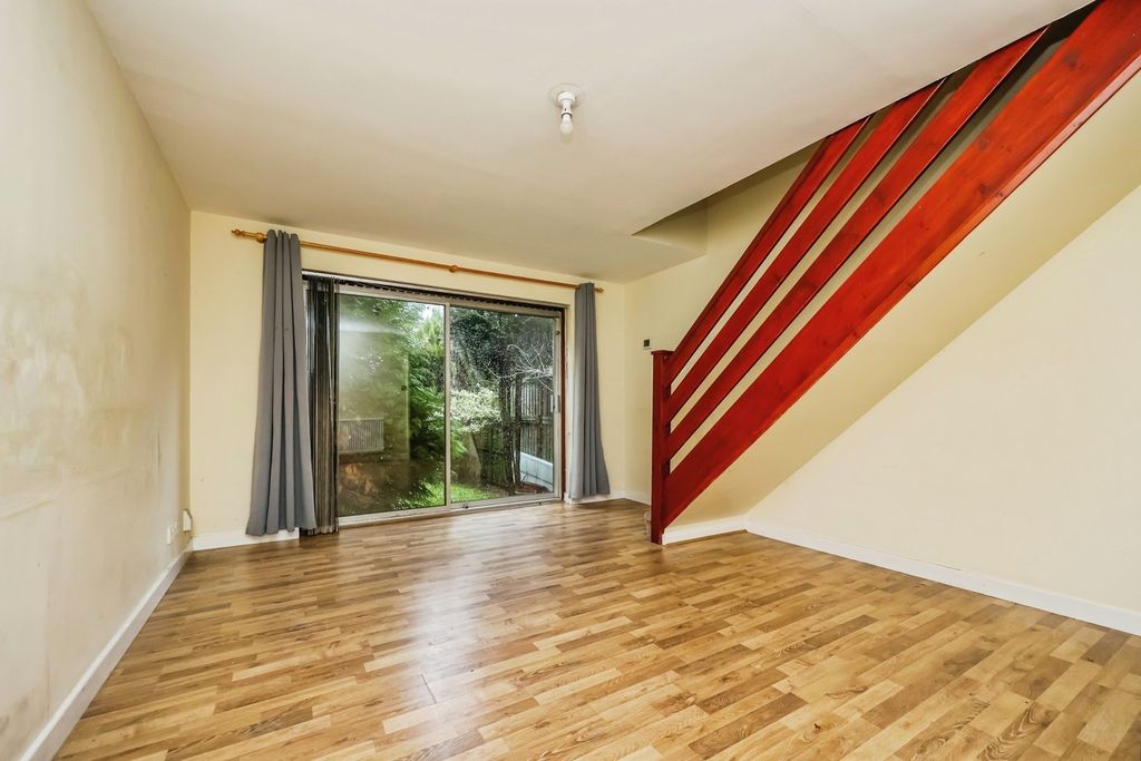 Property photo 3 of 14 Pbox-Img.Jpg