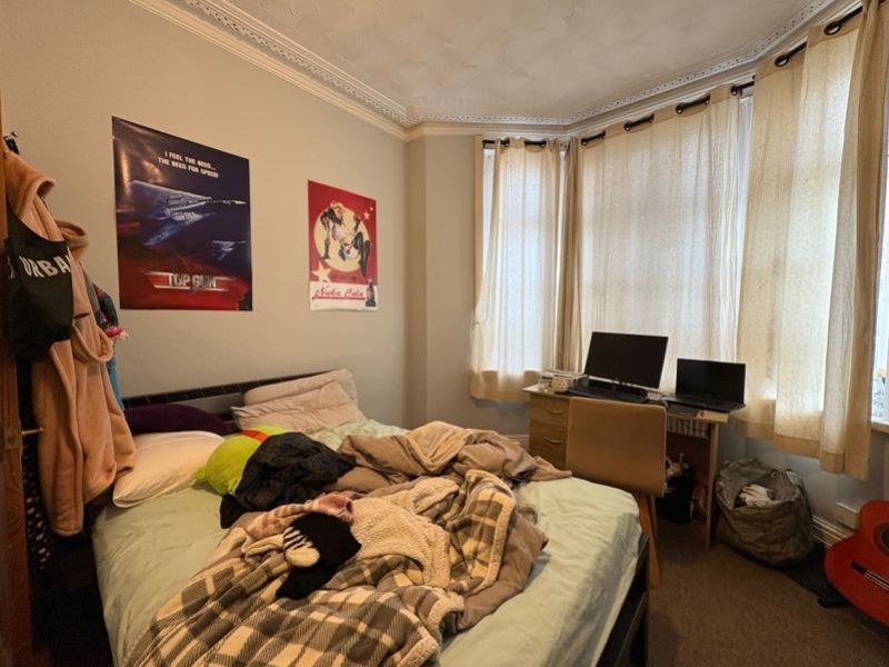 Property photo 3 of 8 E328A82F-A159-47c6-Ac99-239507Ff59Fe-Thumbnail