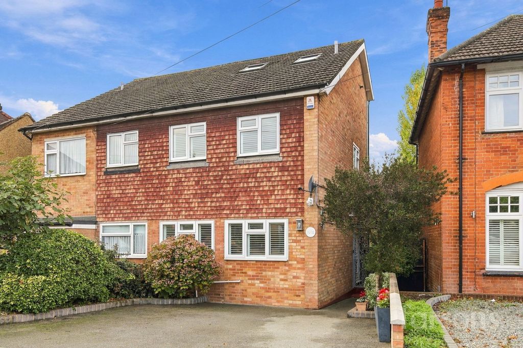 Property photo 1 of 34
