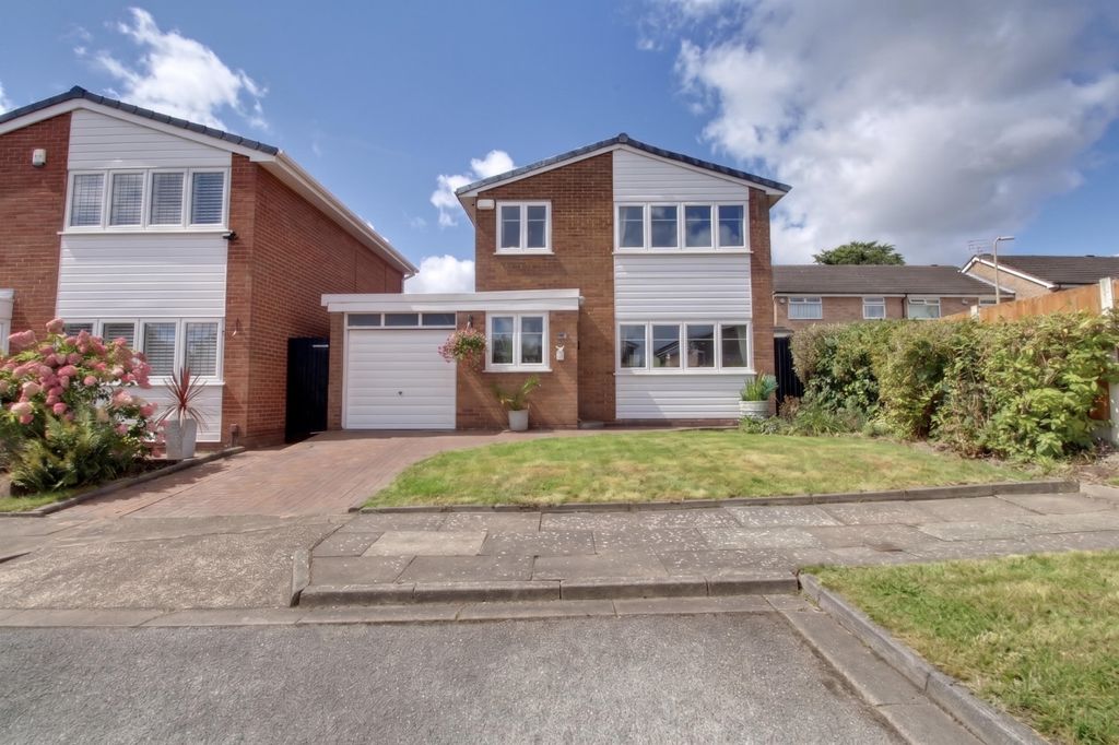 Property photo 1 of 13