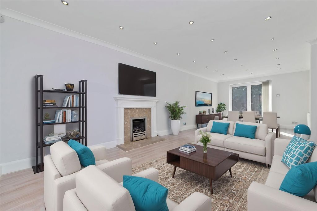 Property photo 2 of 18 14Havercroftclose-21 - Living Room - Standard - 3.