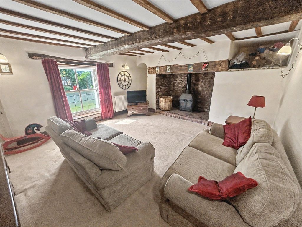 Property photo 2 of 15 Sitting Room