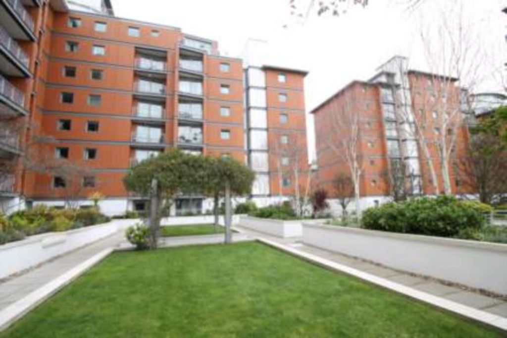 Property photo 2 of 7