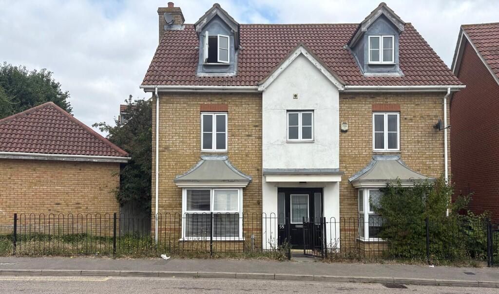 Property photo 1 of 12 Ms Estates Are Delighted To Present This Spacious Five Bedroom Detached House In Chafford Hundred For Sale.