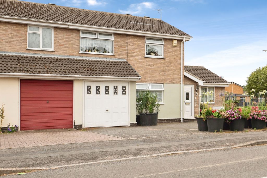 Property photo 1 of 19