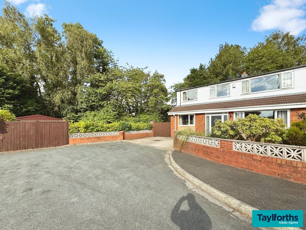 Property photo 2 of 28