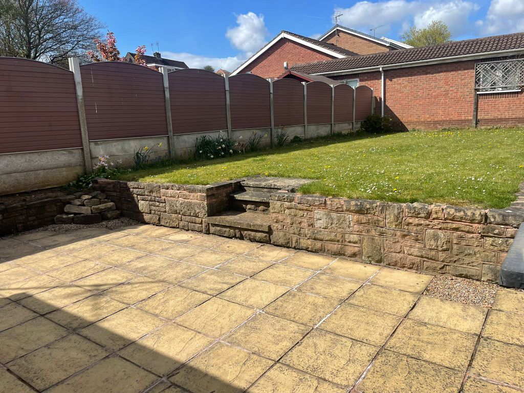 Property photo 3 of 8 View