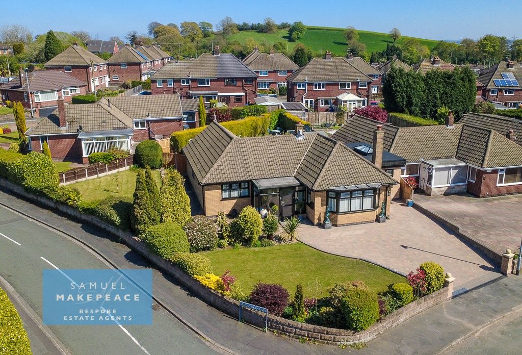 Property photo 1 of 35 Fully Refurbished &amp; Extended Three Bedroom Detached Bungalow On Corner Plot