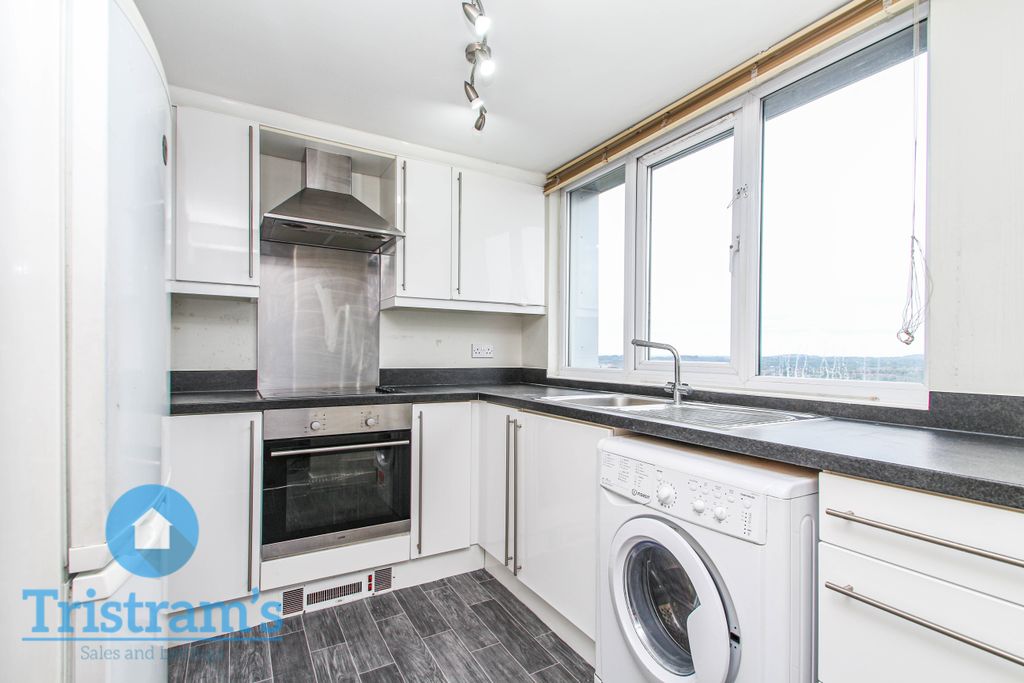 Property photo 3 of 10 Img_5507