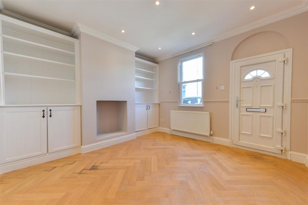 Property photo 3 of 14 Bush Row1.Jpg