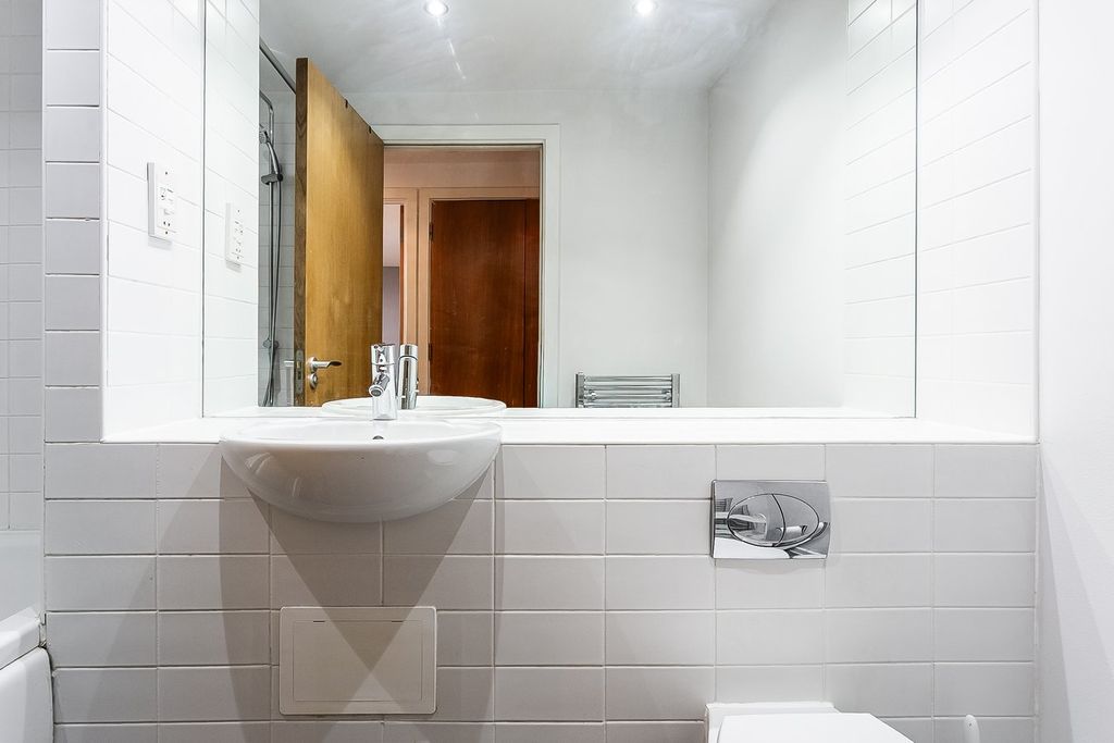 Additional image 13 of 1 bed flat for saleSaltire Street, Granton, Edinburgh EH5