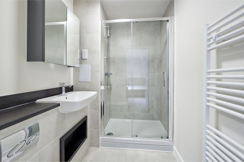 Property photo 2 of 14 Flat 10 Honeysuckle Hse-4004