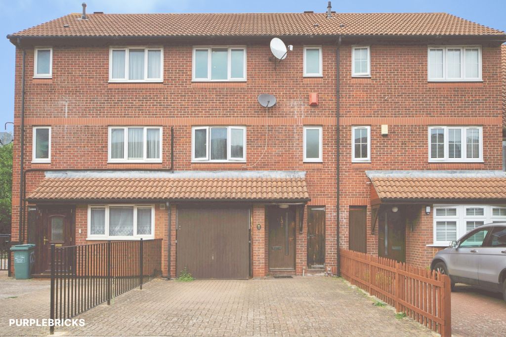 Property photo 1 of 27