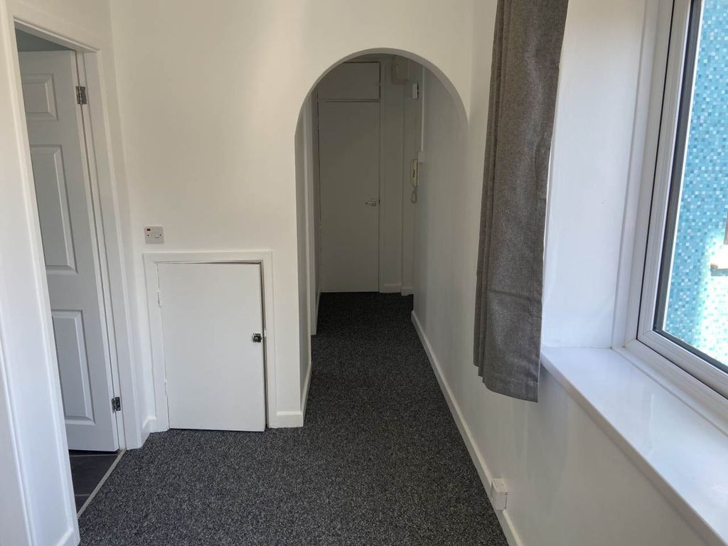 Property photo 2 of 7 Img_7935