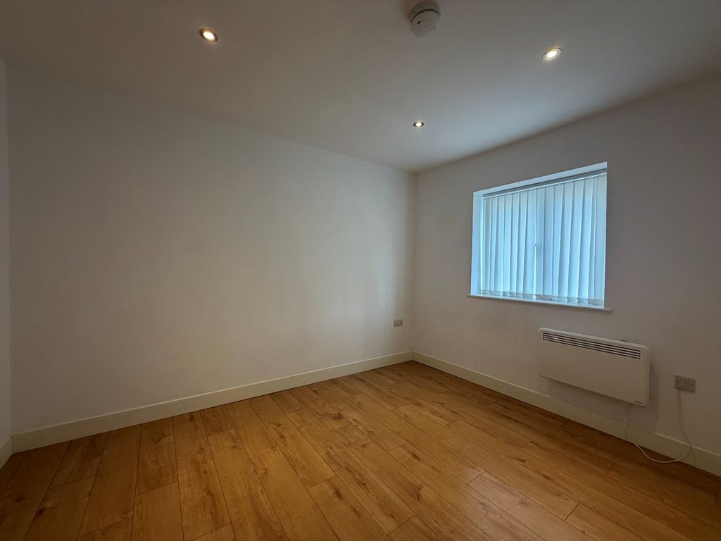 Property photo 3 of 7 Picture No. 05