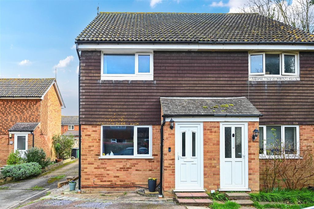 Property photo 1 of 21 50-Ashdown-Road-Tn401Sf (14).Jpg