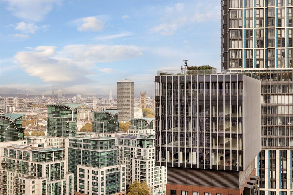 Property photo 2 of 12 View