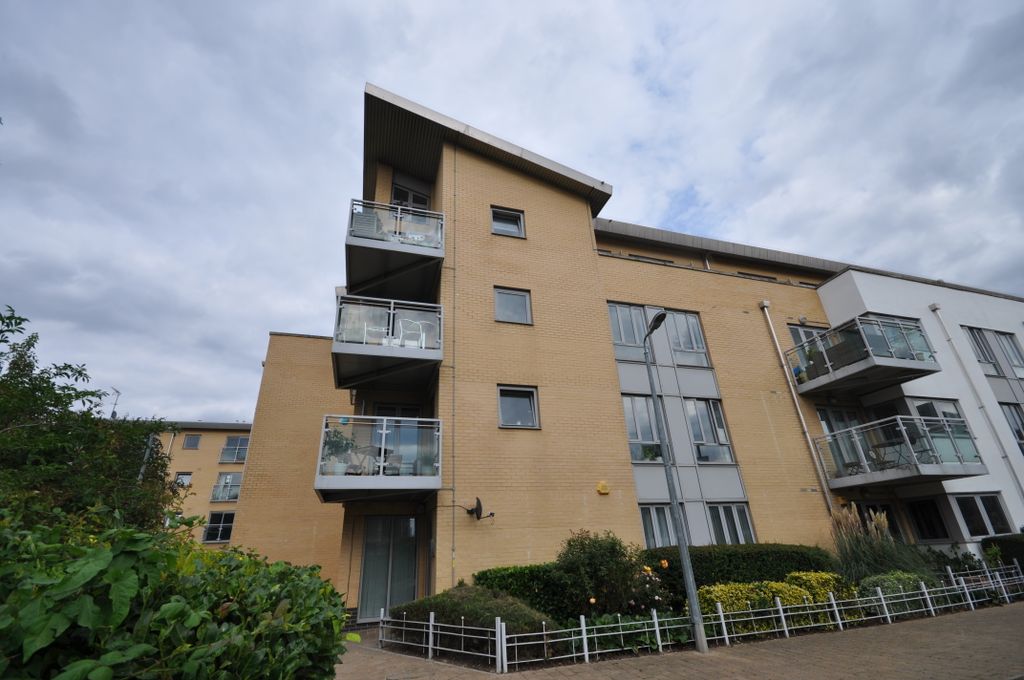 Property photo 1 of 8