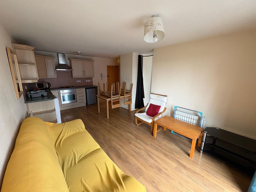 Property photo 3 of 6 Lounge To Kitchen