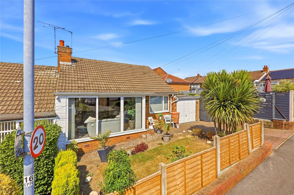 Property photo 1 of 28 Picture No. 35