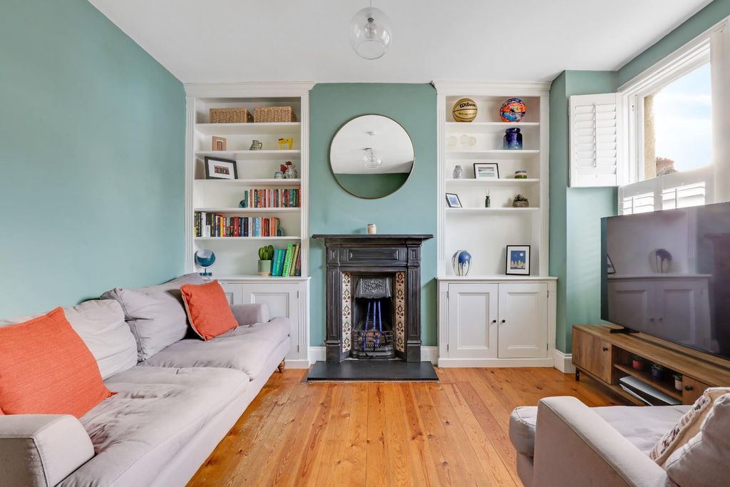 Property photo 1 of 15 04-8d91Jhpropworld - 5 Sunnydene Street - 13.Jpg