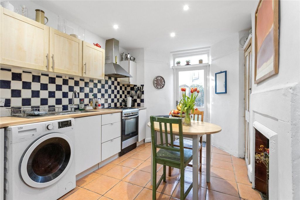 Property photo 3 of 12 Picture No. 26