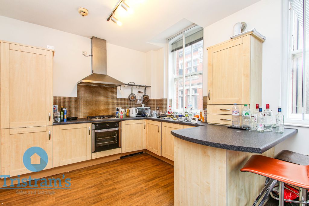 Property photo 2 of 11 Img_9960