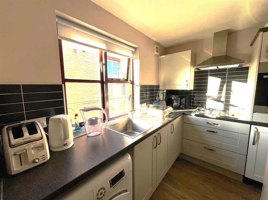 Property photo 2 of 16 4181 Kitchen.Jpg