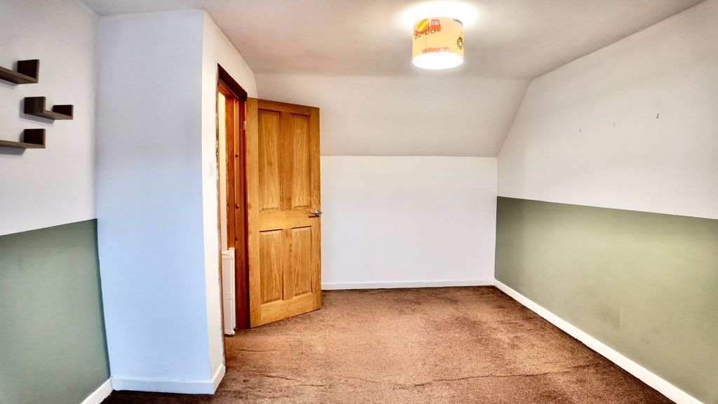 Additional image 18 of 4 bed bungalow for saleFarm Road, Crumlin NP11