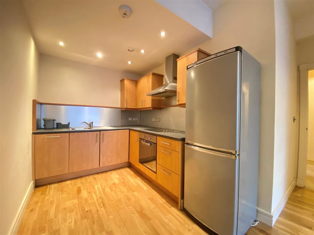 Property photo 3 of 11