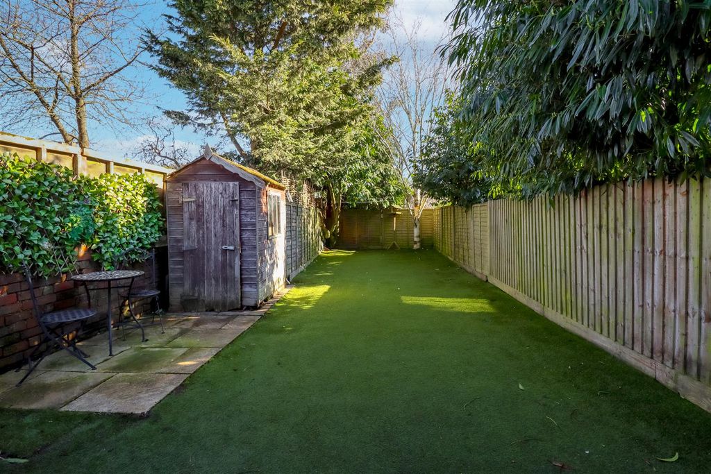 Property photo 3 of 20