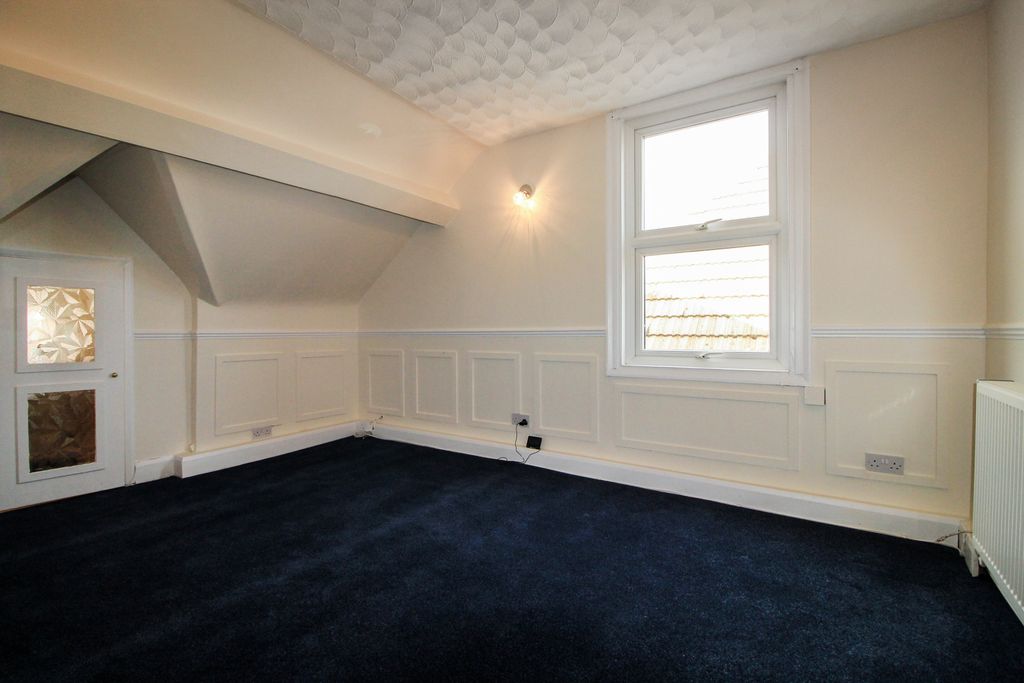 Property photo 2 of 13 Gallery