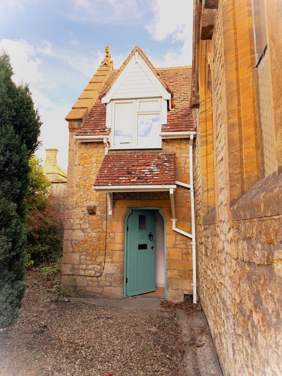 Property photo 2 of 13