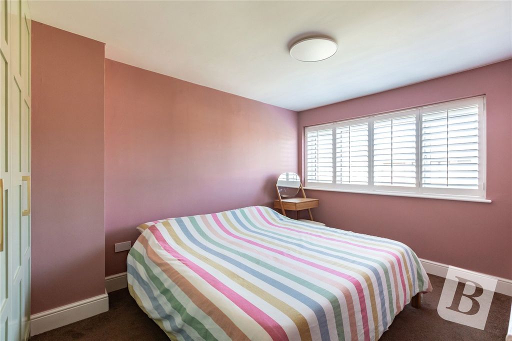 Property photo 2 of 12 Master Bedroom