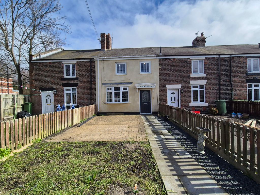 Property photo 1 of 25
