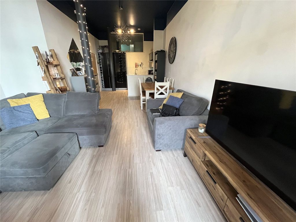 Property photo 2 of 14 Picture No. 02