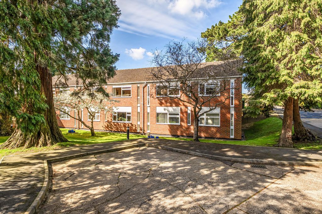 Property photo 1 of 20 1434523-20-69c535...