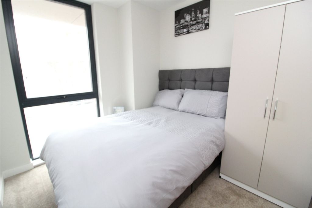 Property photo 3 of 8 Picture No. 05