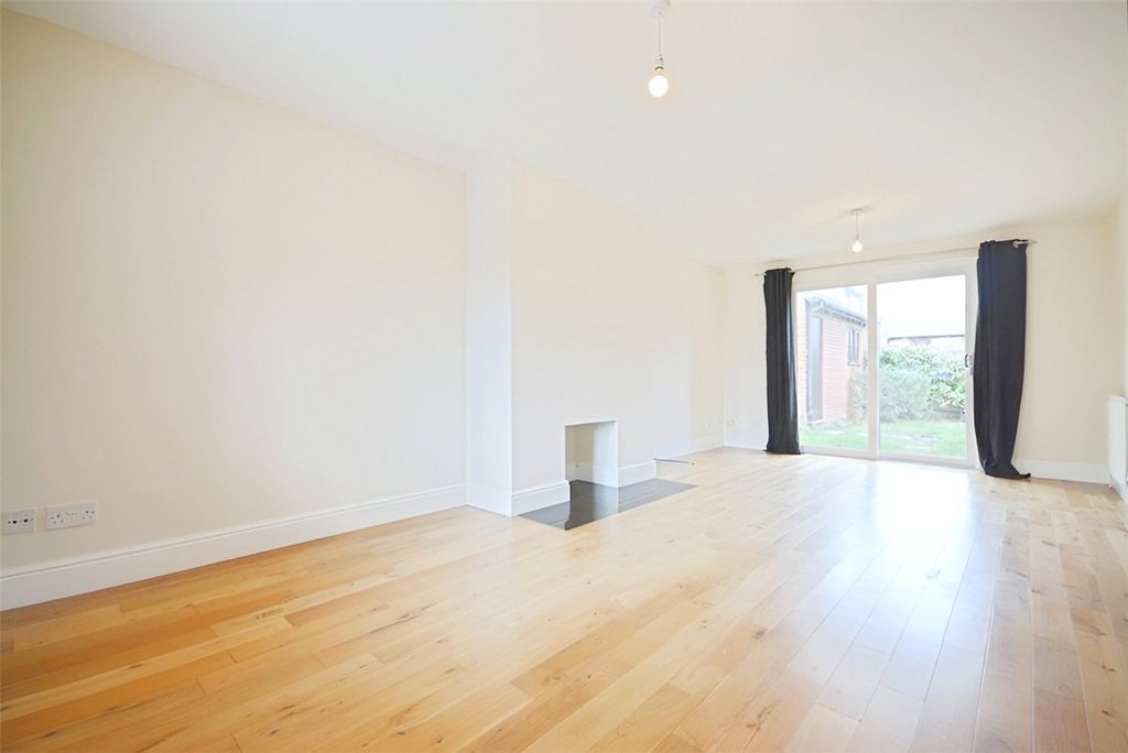 Property photo 3 of 13 Picture No. 28