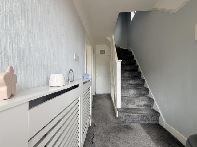 Property photo 2 of 21 Entrance Hallway.Jpeg