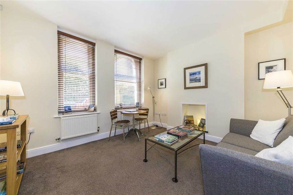Property photo 3 of 5